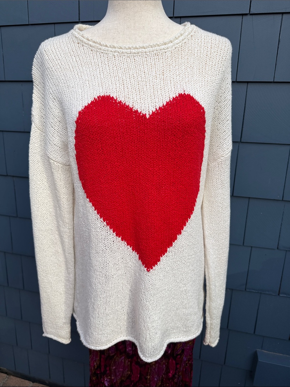 Christian Siriano Cream Knit Sweater with Bold Red Heart large